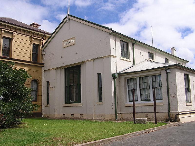 Alpine Heritage Motel Goulburn Bagian luar foto